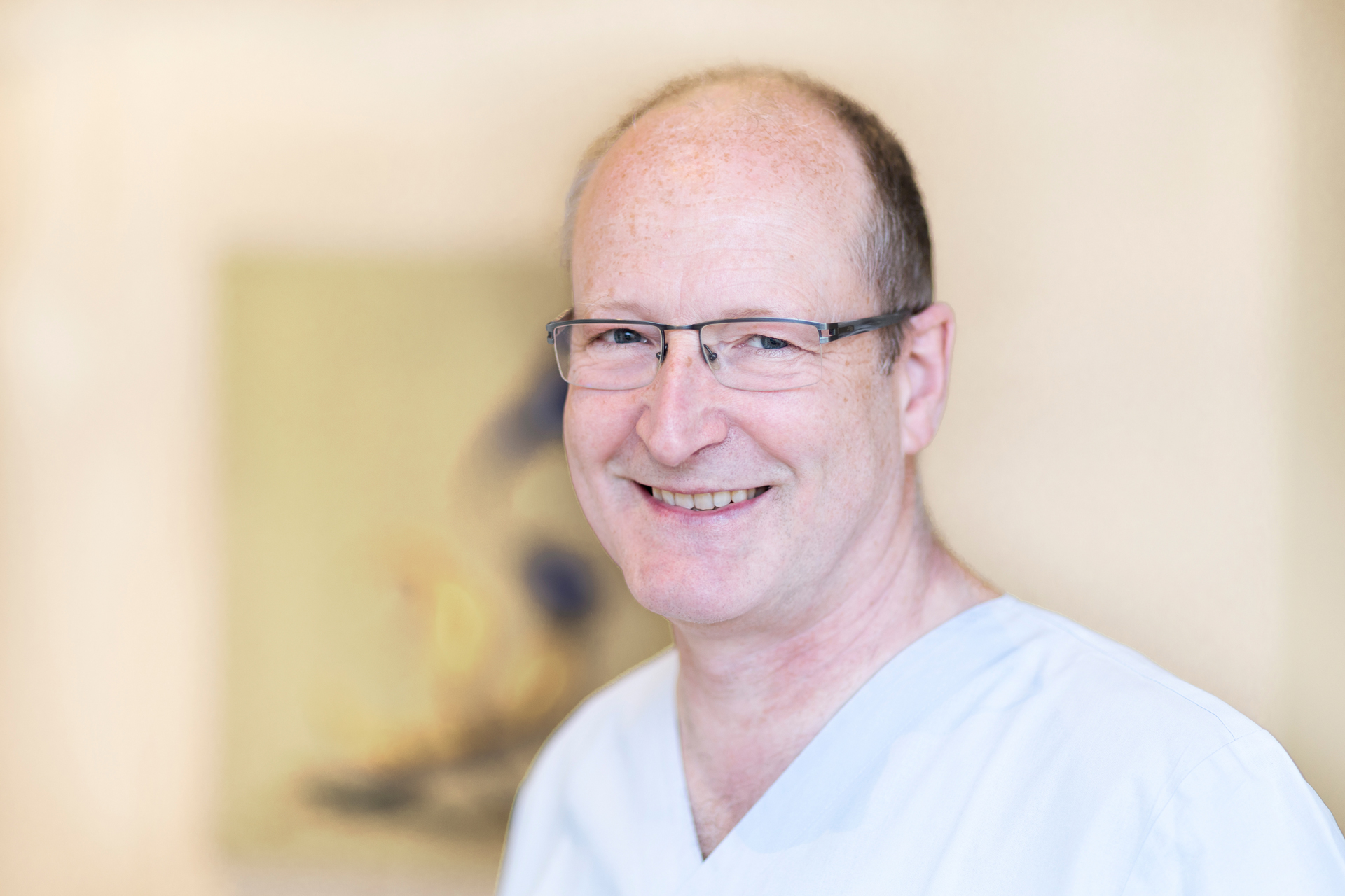 Zahnarzt Dr. Quantius – Spezialist für Implantate und Experte für die All-on-4-Methode